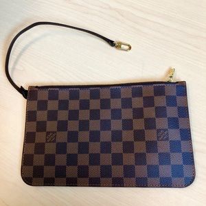 Louis Vuitton Damier Ebene Neverfull MM Pochette